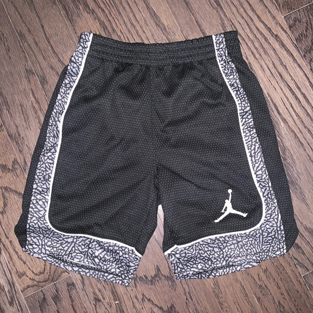 Jordan Basketball Shorts, Size S (4-5yrs.)